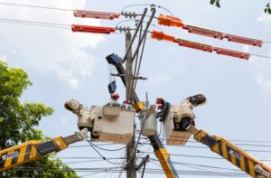 Six firms eye Meralco’s 400&MW contract