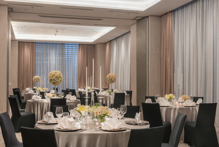 Seda-BGC-Satin-Room-(2)-OL