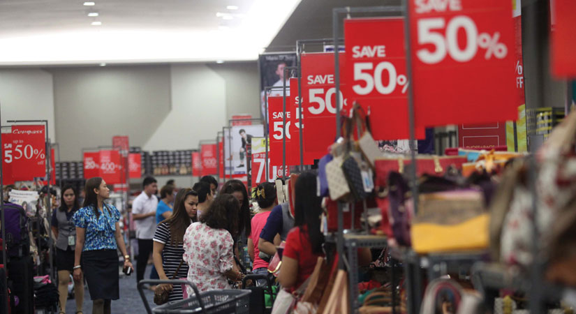 Consumption-led boom seen continuing into 2020 — FMIC shopping center Davao City 011520 - Consumption-led boom seen continuing into 2020 — FMIC