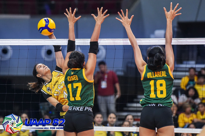 FEU Lady Tamaraws v UST Golden Tigresses