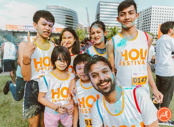 Holi3-1