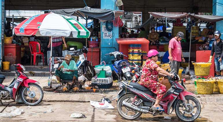 vietnam-market