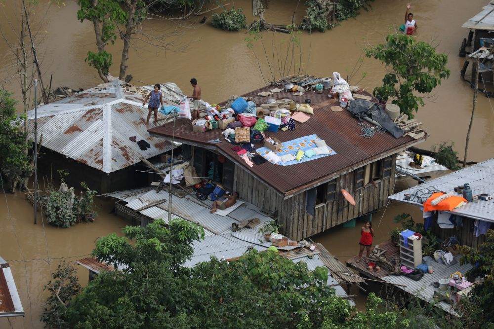CAGAYANFLOOD_TUMAUINI_12_VARCAS_151120