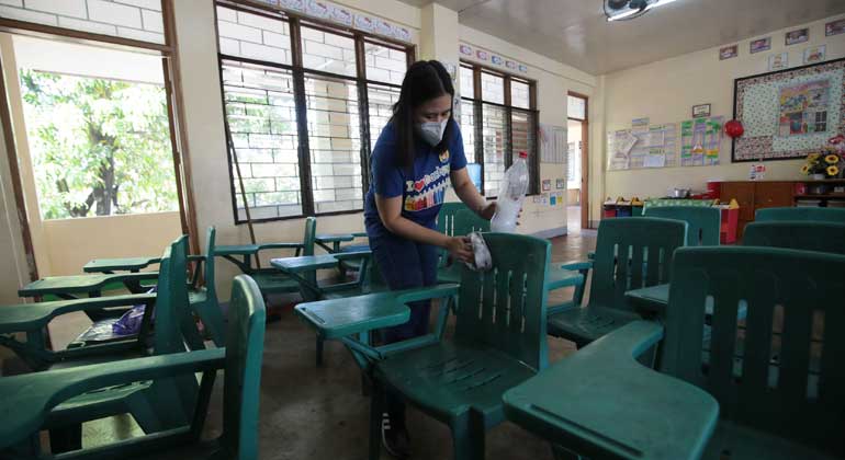 classroom-disenfection-2