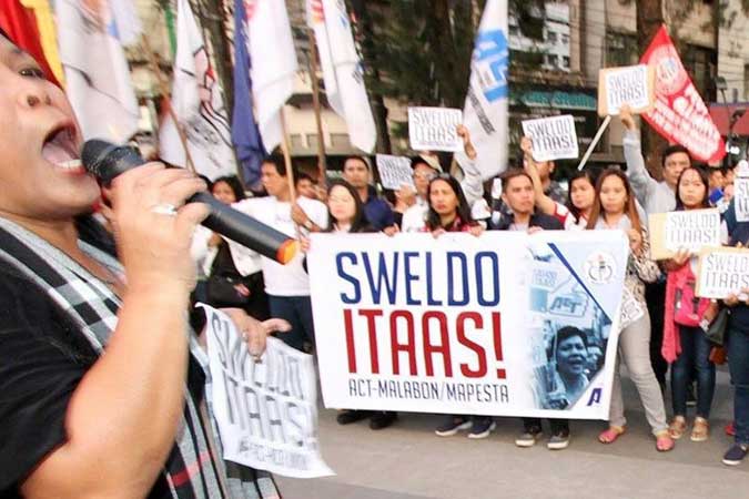 wage-hike-protest