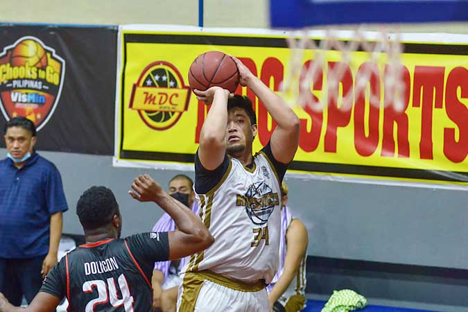 2020-Chooks-to-Go-Pilipinas-VisMin-Super-Cup---Visayas-Leg---Siquijor-def-Dumaguete---Ryan-Buenafe