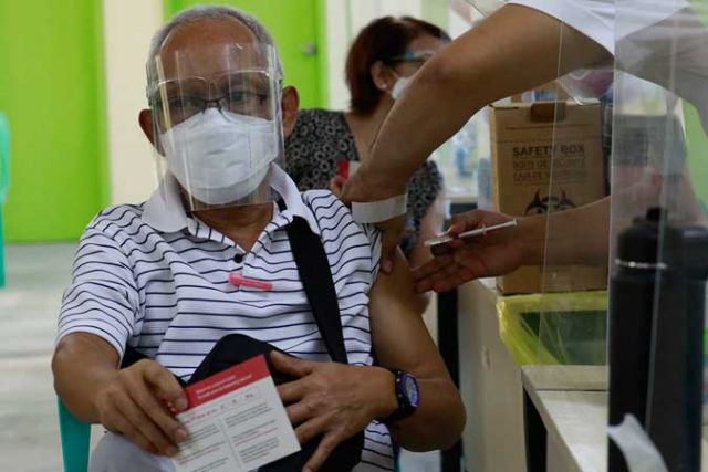5-vaccine-senior-QC-Philstar-MVarcas