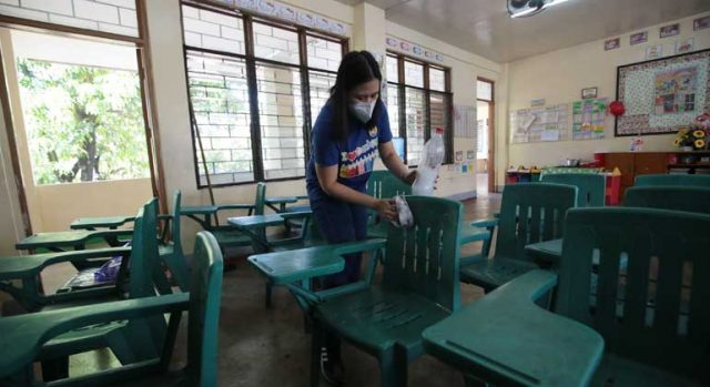 classroom-disenfection-2
