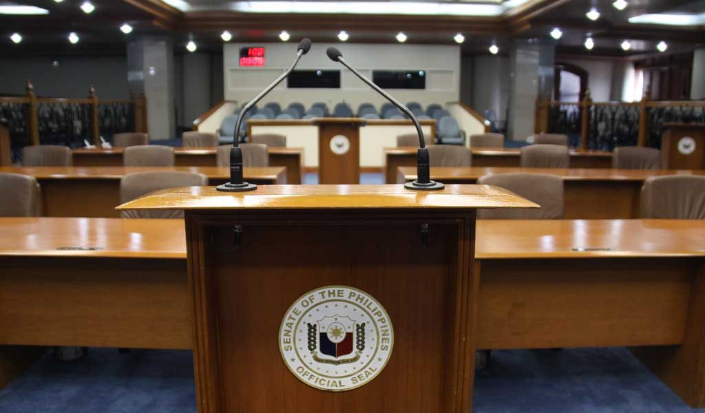 Analysts say Senate likely to block House push to change 1987 Constitution - BusinessWorld Online