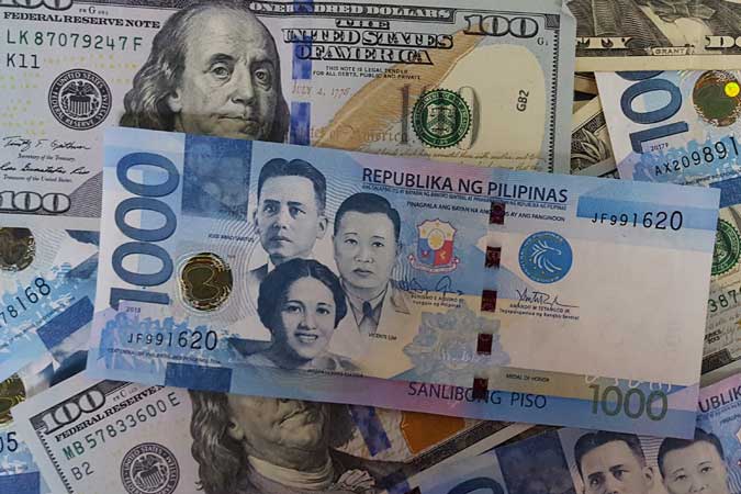 Peso drops vs dollar on oil prices - BusinessWorld Online