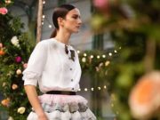 5-meter pedestals, an Anna Wintour puppet… COVID-19 changed fashion shows but the runway will survive