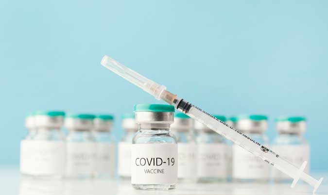 coronavirus-vaccine-bottle