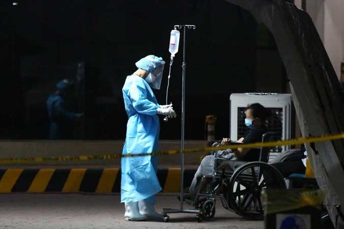 healthworker-PHILSTAR-MIGUELDEGUZMAN