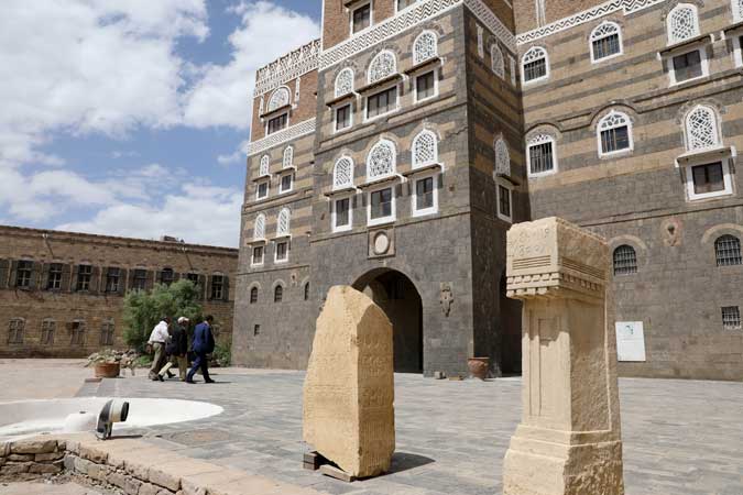 2021-06-09T080107Z_1863529920_RC27SN9JJEAC_RTRMADP_3_YEMEN-SECURITY-MUSEUMS