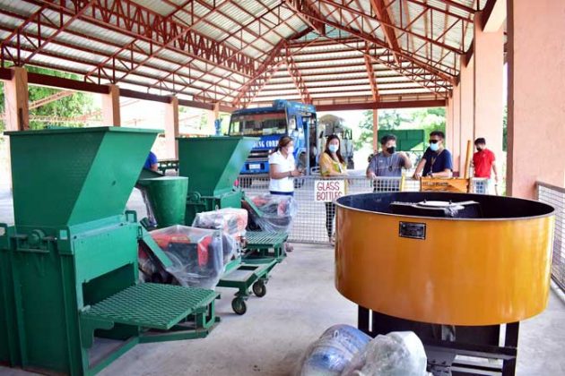 Dumaguete City a step closer to ‘zero waste’ goal with trash recycling