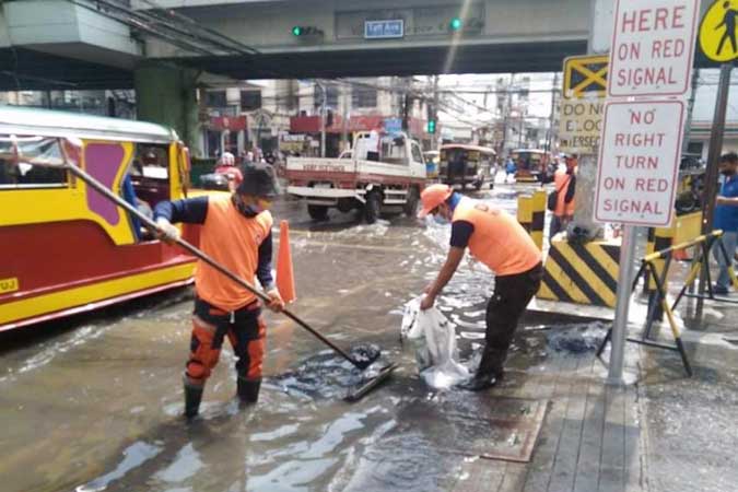 Flood-drain-cleaning-DPWH