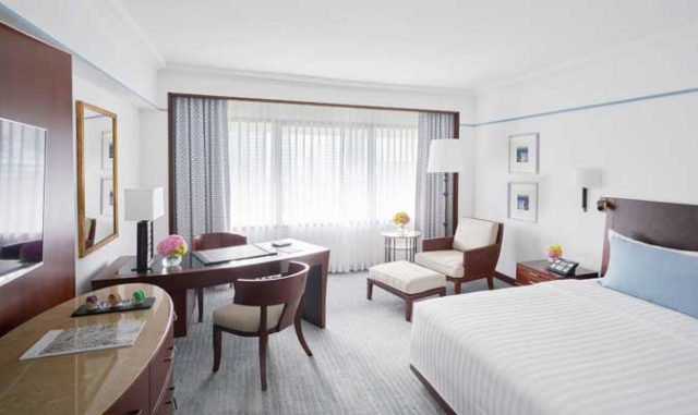 Happy-Rainy-Days-Deluxe-King