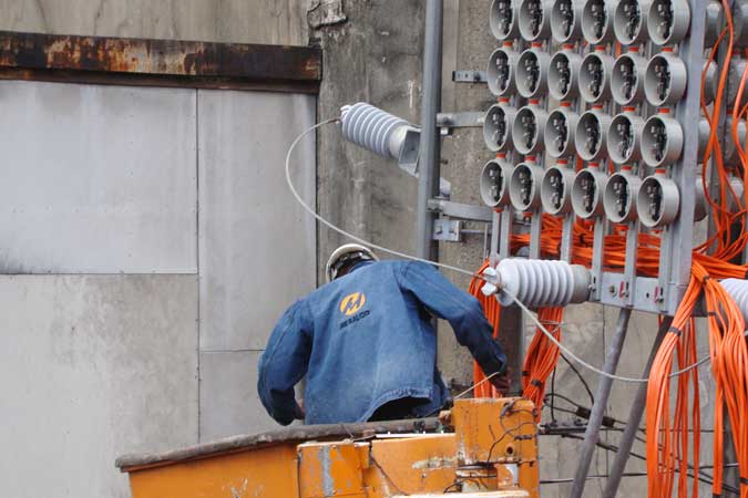 Meralco-linemen