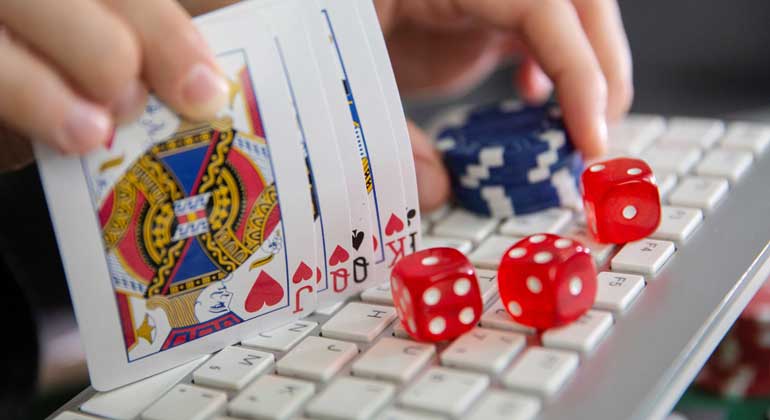 POGO-cards-dice
