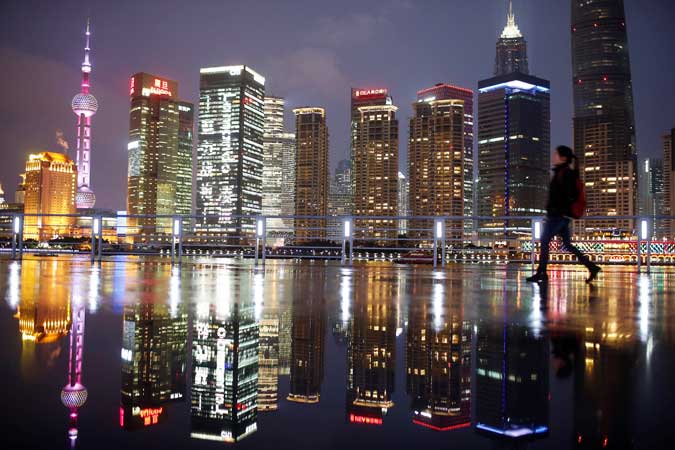 forProperty_China_2017-04-18T023258Z_742152265_RC1B8EE4D310_RTRMADP_3_CHINA-ECONOMY-GDP