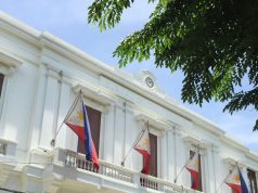 Reissued seven-, 10-year bonds fetch lower rates