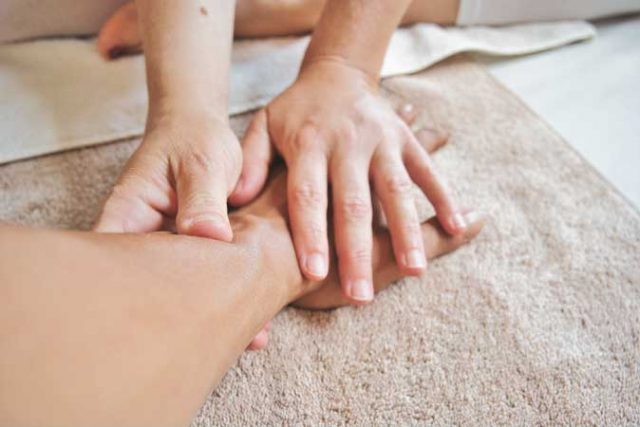 hands