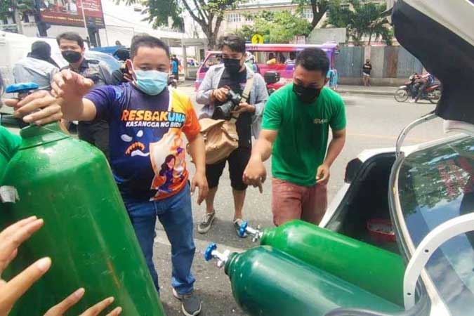 oxygen-tanks-Cebu-PHILSTAR-THE-FREEMAN