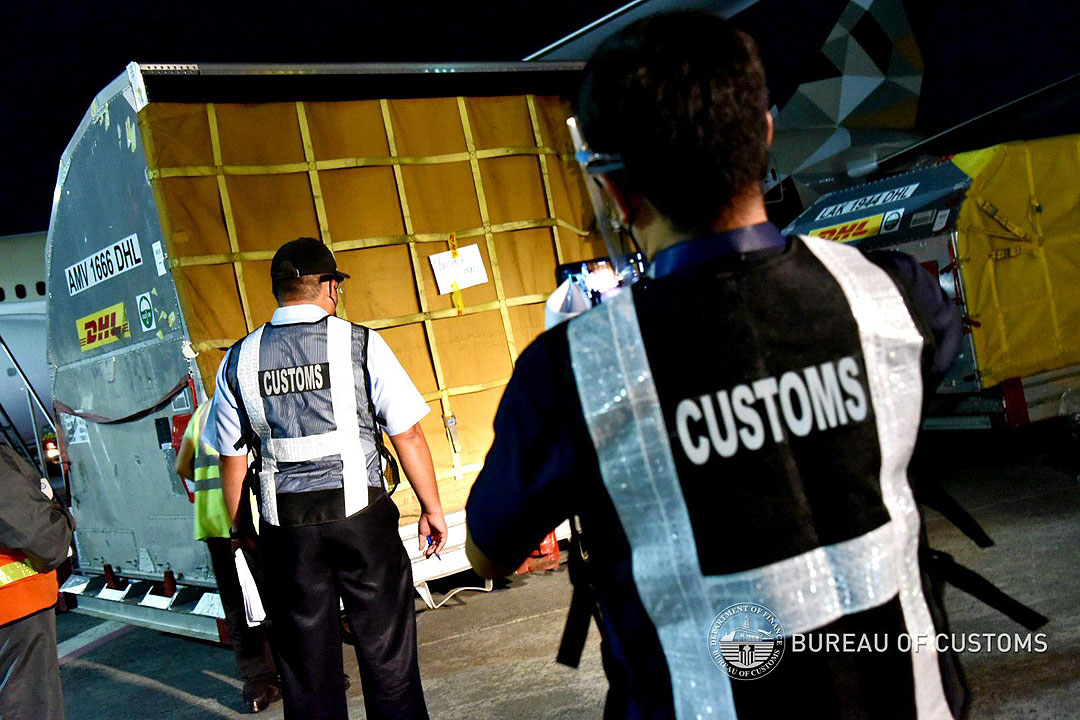 Customs_Vaccines