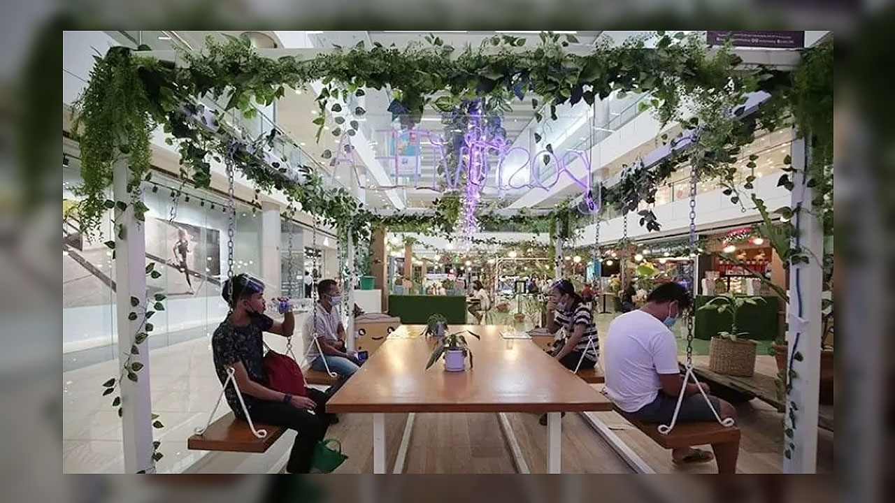 Restaurant-Dining