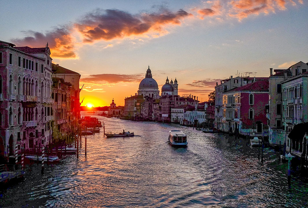 marco-secchi-JcisCWrKUOA-unsplash