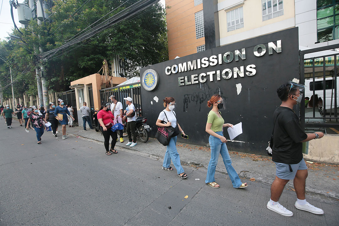 Electoral risks heightened as more politicians deploy technology for campaigns - BusinessWorld Online