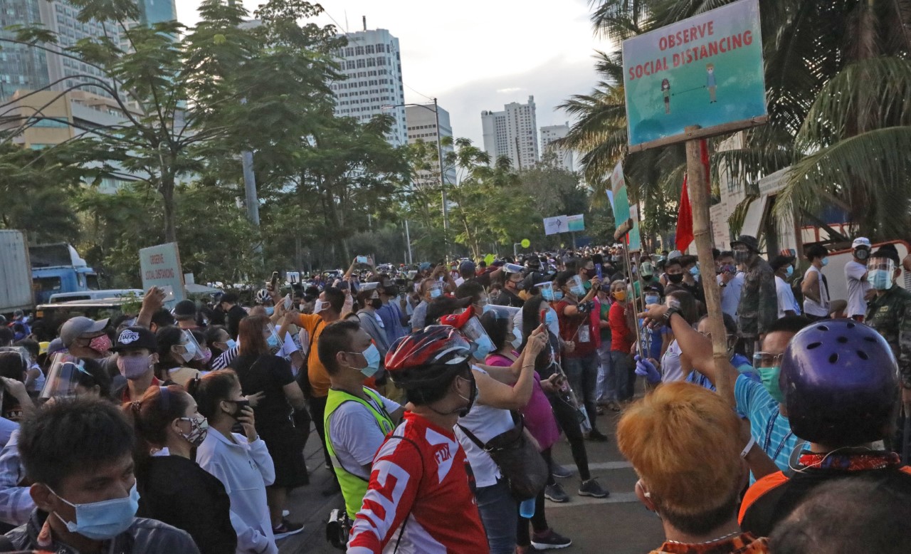 G-ManilaBay-PHILSTARFILE-EDDGUMBAN