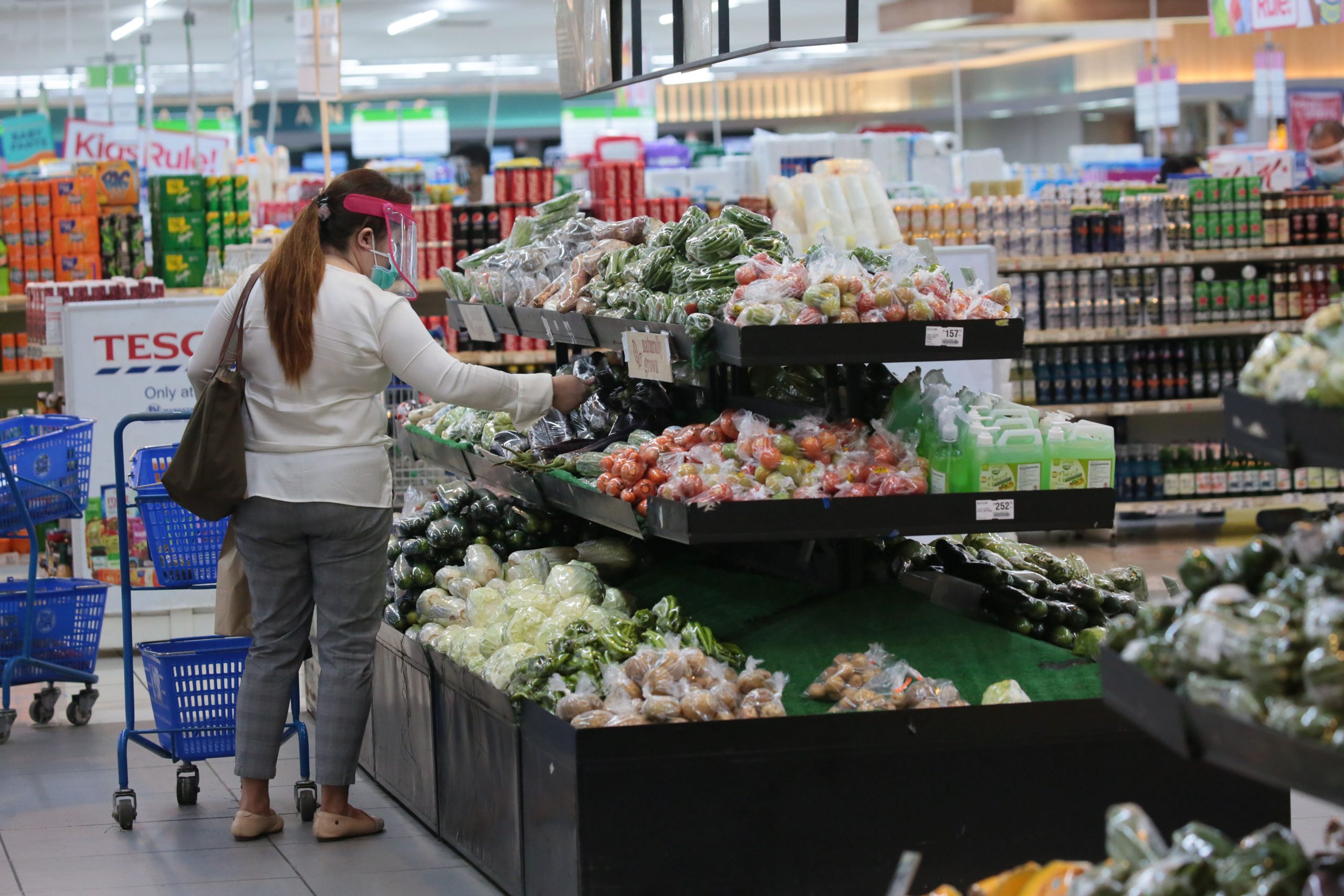 GROCERYITEMS_CUBAO_08_VARCAS_111120