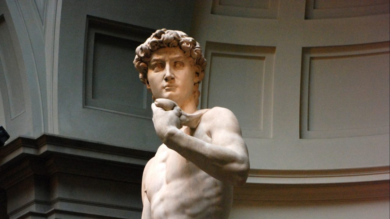 Michelangelo's_David
