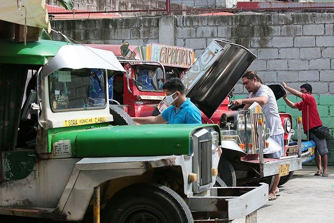 PUV-Jeep-driver