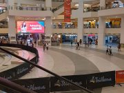 Retailers report income, sales growth