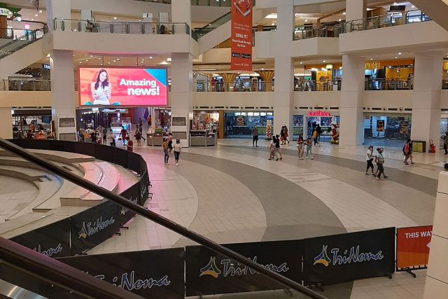 shopping mall