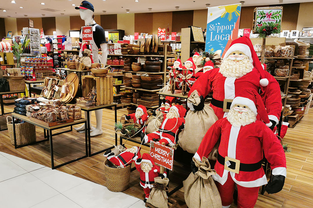 shopping mall
