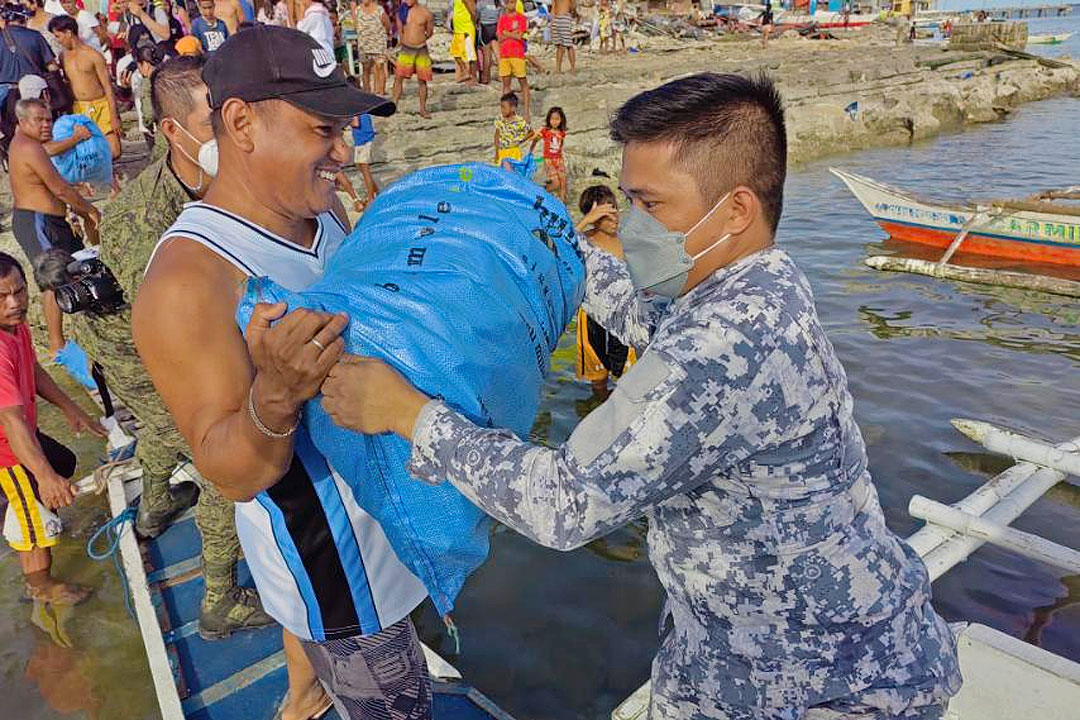 Odette-reliefops-Bohol-PHL-COAST-GUARD