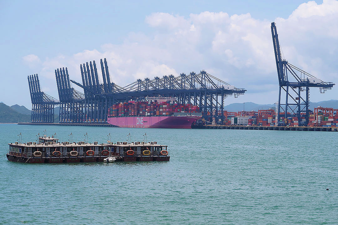 China-Yantian-Port