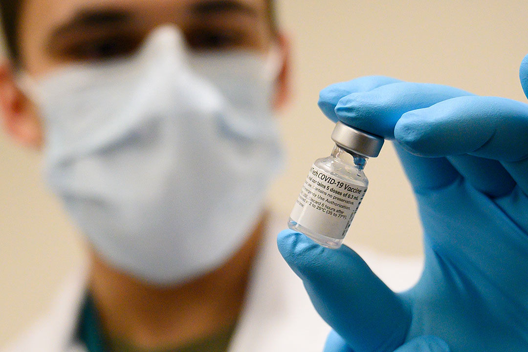 Pfizer-BioNTech_COVID-19_vaccine