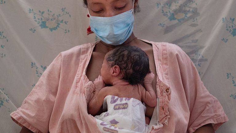 Managing COVID risks among pregnant women