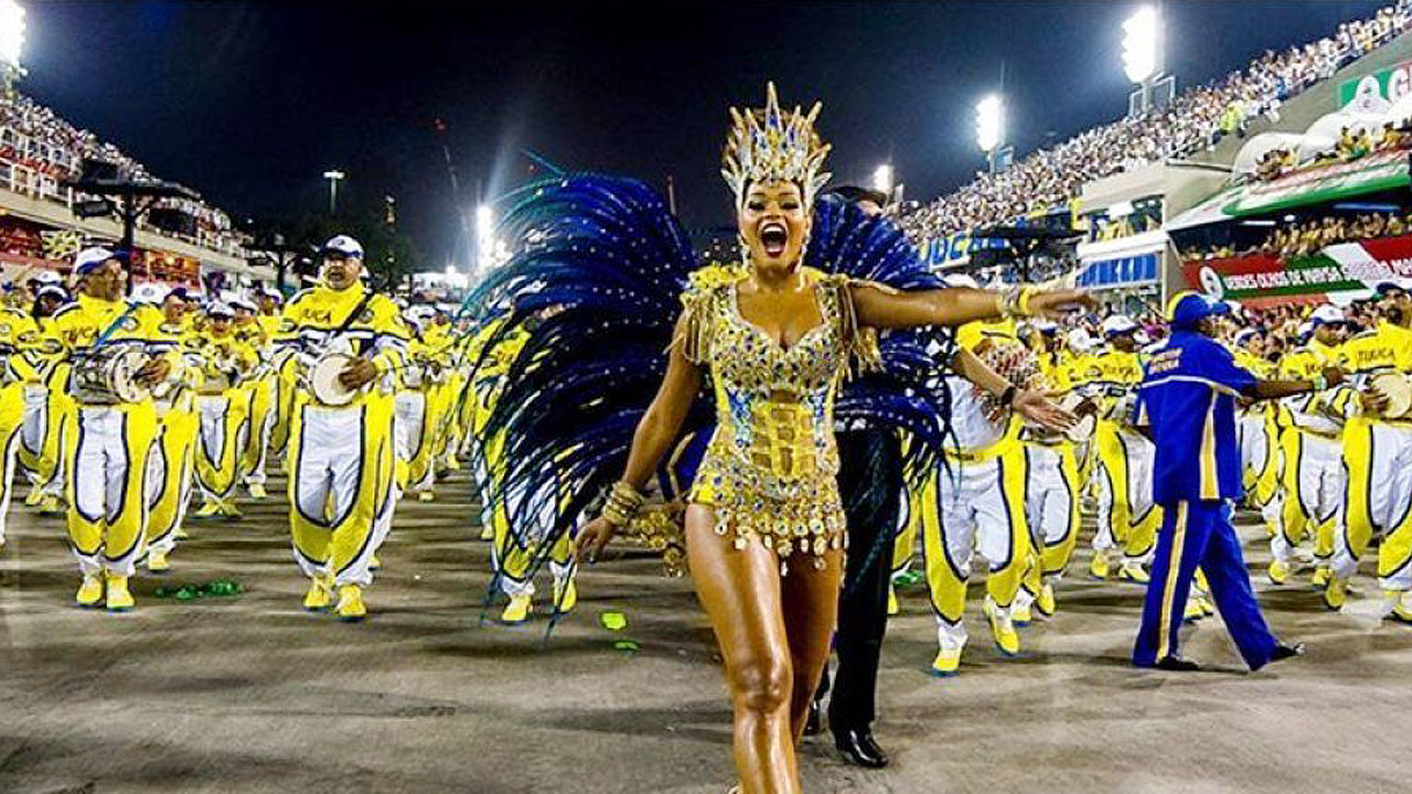 rio-janeiro-carnival-samba-parade