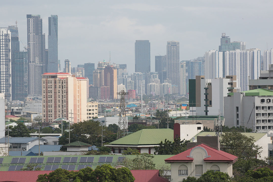 Manila-skyline