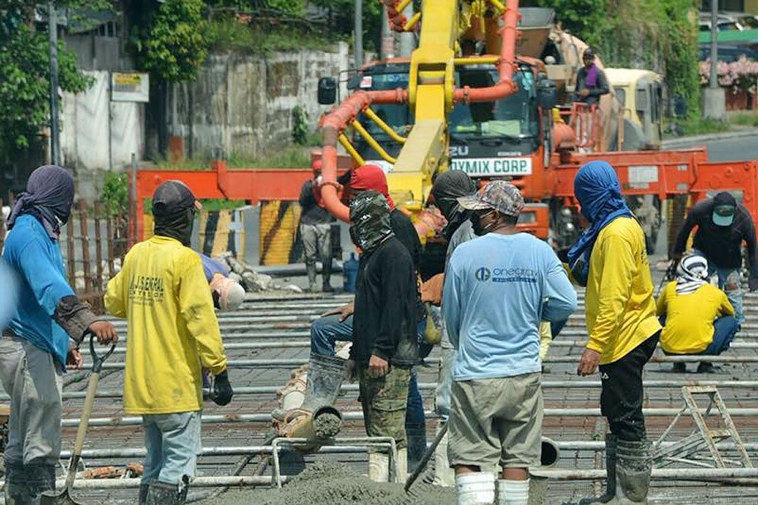 road-consruction-workers