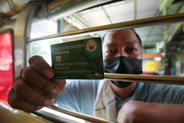 Fuel-subsidycard-PHILSTAR-MICHAEL-VARCAS