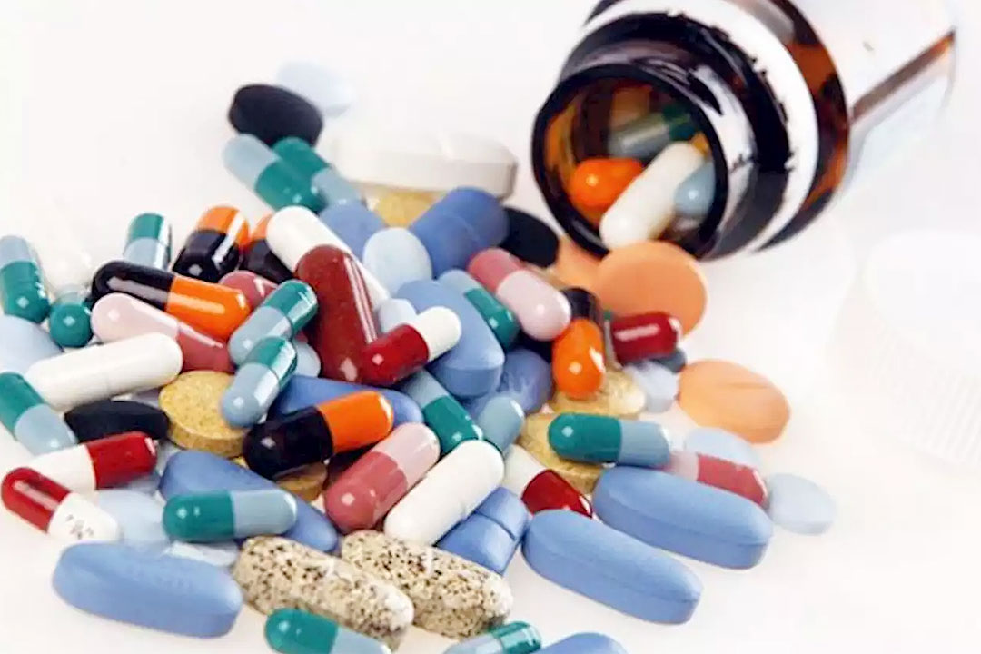 pills-medicine