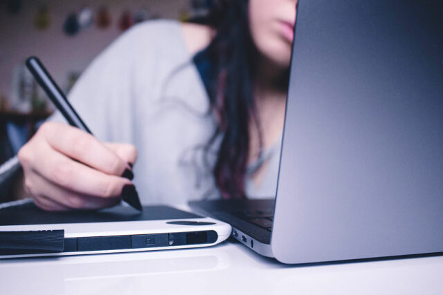 woman-laptop-drawing-pad