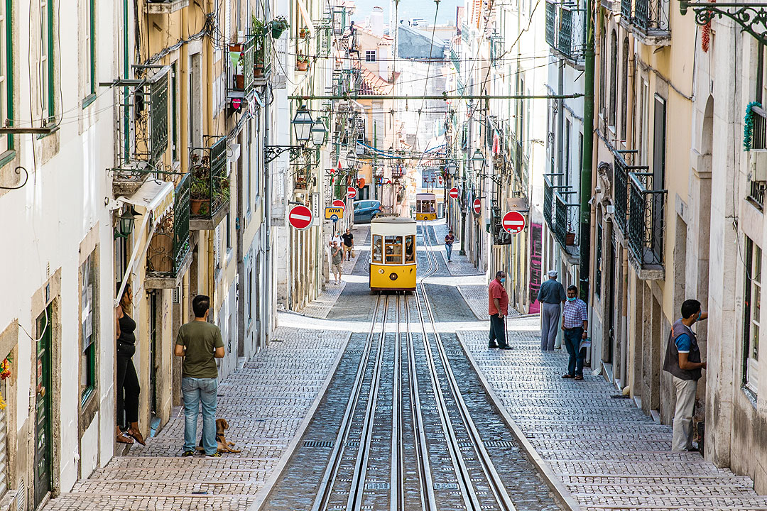 LISBON-unsplash