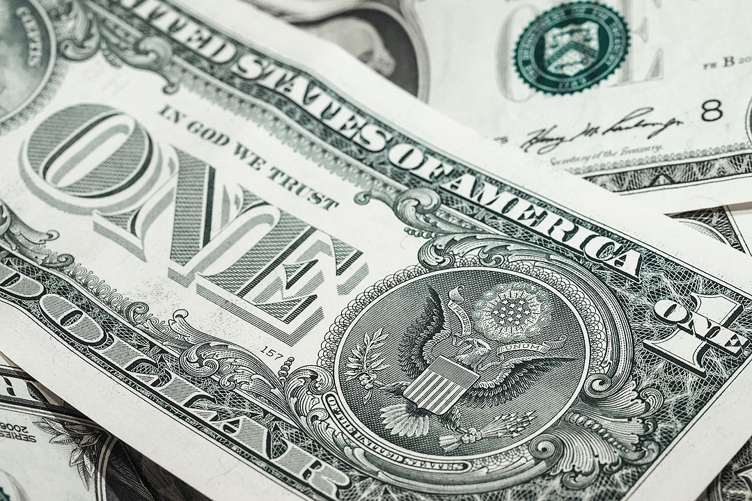 dollar-bills-currency
